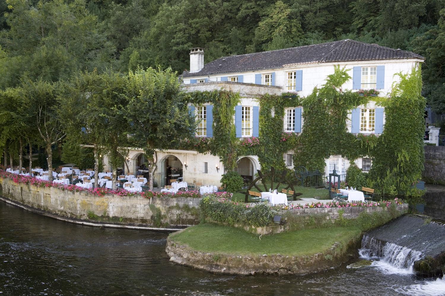 Moulin De L Abbaye Isle Sur Le Doubs Coffret Cadeau en Nouvelle-Aquitaine | Hôtel Le Moulin de l'Abbaye à